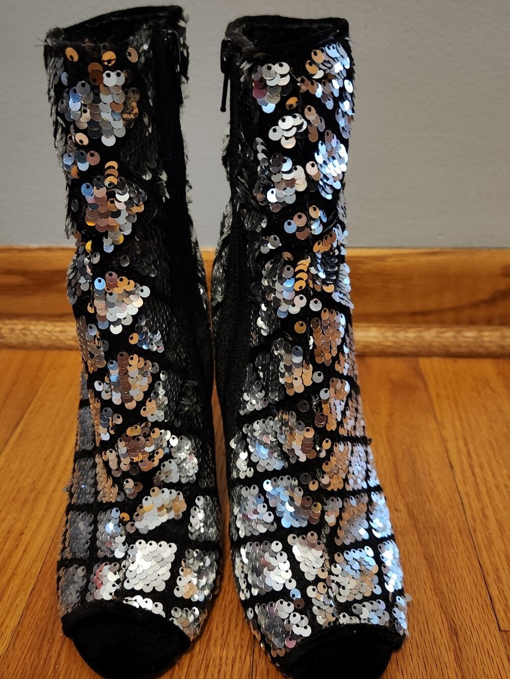 Never Worn Qupid Sequined Black Peep-Toe Booties 7